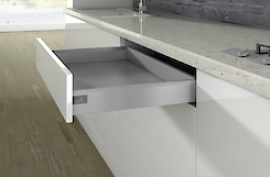 Боковина шухляди Hettich ArciTech h=94 L=450 права срібляста