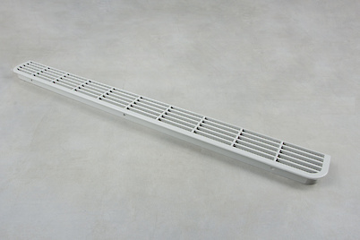 Решетка Euro Orvel в пластиковый цоколь наружная H=45 серая для вентиляции