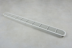 Решетка Euro Orvel в пластиковый цоколь врезная H=45 серая