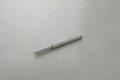 Выталкиватель для фасадов K-Push Tech врезной Italiana Ferramenta с ходом отталкивания 37мм с магнитом серый