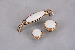 Меблеві ручки Falso Stile колекції Porcellana