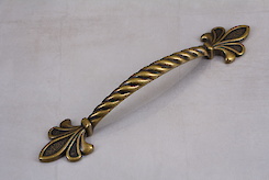 Ручка меблева Falso Stile РК-867 старе золото