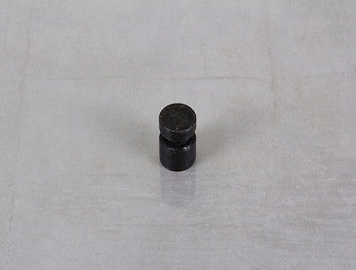 Мебельная ручка-кнопка Giusti РГ 537 WPO785.000.00T2 черное железо