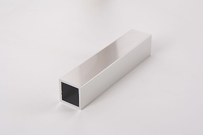 Труба квадратная алюминиевая анодированная 20x20x2мм L=5950 мм алюминий полированный для мебельных конструкций