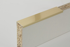 Планка торцевая асимметричная алюминиевая для плиты 18 мм