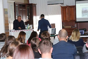 Семинар в Киеве 26.09.2016 : Фотоальбом ПКФ Выбор