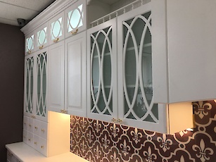 Лазерная порезка МДФ в интерьере : Фотоальбом ПКФ Выбор