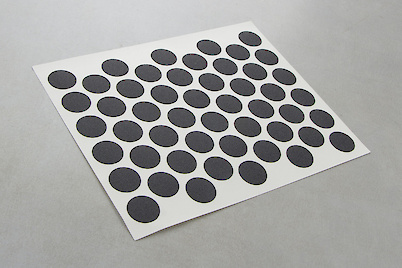 Заглушка самоклеющаяся для конфирмата к U999 (50шт)