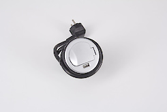 Вбудована розетка вертикальна на 1 вилку, 1 USB