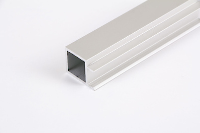 Труба квадратная алюминиевая под LED 20x20x2мм L= 5950 мм алюминий