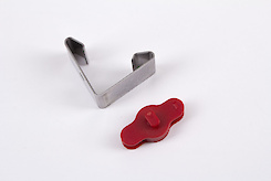 Пластина с клипсой на магните для ножки Scilm