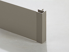 Цоколь кухонный алюминиевый анодированный H=100мм L=4200мм коньяк