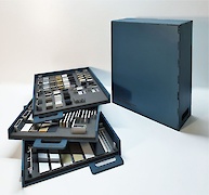 Ящик зі зразками алюмінієвих профілів ВКФ 