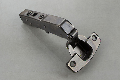 Завіса Hettich Sensys 8639і W30 кутова з дотягувачем, кут відкривання 95 градусів чорна (9091745)