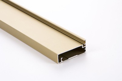 Фасадный алюминиевый профиль М23 N L=5950 мм золото