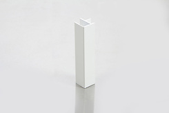 Куточок універсальний U90 для алюмінієвого цоколя H=100мм, білий (фарбування RAL 9010)