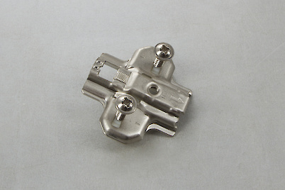 Хрестоподібна монтажна планка Hettich Intermat під прикручування, з єврогвинтами h=0 мм нікель (1071625)