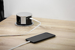 Вбудована розетка GTV COMFORT вертикальна на 3 вилки, 2USB, D 100, алюміній 