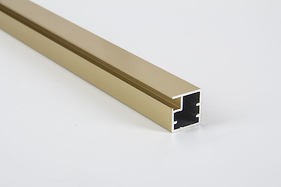 Фасадный алюминиевый профиль М1N L= 5950 мм золото полированное