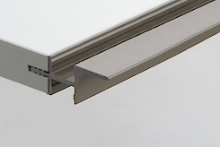 Профіль для фасадів без ручок (ФБР) в верхній модуль з пазами під LED-підсвічування з 2 сторін L = 5950мм, коньяк