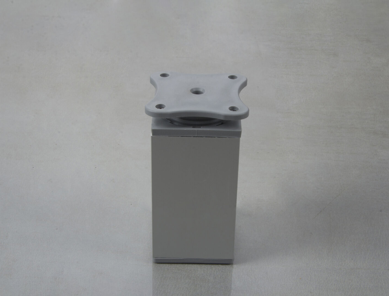 Мебельная ножка GTV с регулировкой DAKP-27 H=100мм алюминий