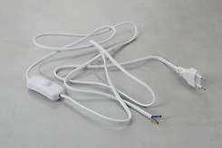 Вимикач GTV кнопковий з вилкою і дротом 2 м білий