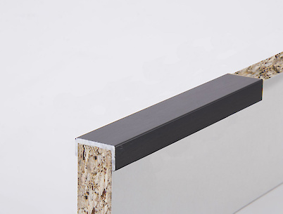 Планка торцевая асимметричная алюминиевая C181 для плиты 18 мм L=5500мм черный BRUSH