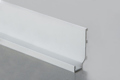 Профіль L подібний для фасадів без ручок (ФБР) з пазом під LED-підсвічування L = 5950 мм білий
