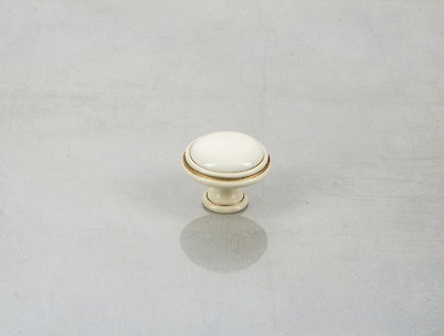 Меблева ручка Giusti РГ 629 P77.01.00.V5G золото вінтажне з керамікою