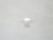 Меблева ручка-кнопка Giusti РГ 636 WPO775.000.00N3 білий