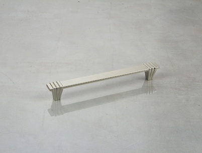 Мебельная ручка Giusti РГ 657 WMN842.160.00R3 серебро Ноттингем