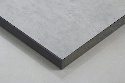 Компакт-плита Egger F186 ST9 Бетон Чикаго світло сірий 13мм з чорним внутрішнім наповненням