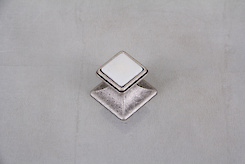 Мебельная ручка-кнопка Giusti РГ 27 P20.20.00.15G старое серебро