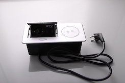 Вбудована розетка GTV AVARO+ горизонтальна 1 вилка, USB А+С, індукційна зарядка, алюміній (подовжувач, що вбудовується)