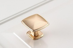 Мебельная ручка-кнопка GTV POINT золото матовое (GZ-POINT-1-18)