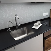 Стільниця Swiss Krono 38 мм 2061 QR Негро 4100x600мм R3