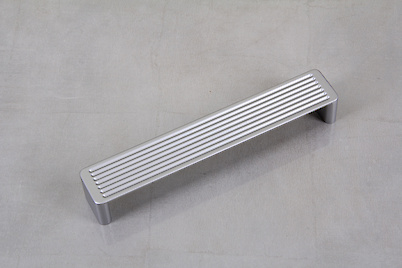 Мебельная ручка Giusti РГ 81 WMN165.160.0001 хром матовый