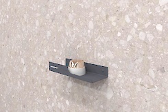 Полиця В-6 для ванної кімнати 250мм, графіт