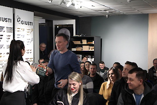 25 років нашої компанії! : Фотоальбом ПКФ Вибір