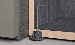 Мебельная регулируемая опора Italiana Ferramenta Integrato TECH Z 12мм для мебели без цоколя