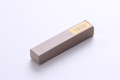 Мебельный воск твердый Heinrich König Ко 141 длина 8 см, цвет  SP 1910, U211 Миндаль бежевый