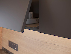 Виштовхувач для фасадів GTV SALTO NOVA накладний  з силіконовим закінченням, чорний