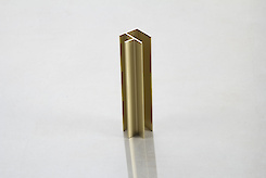 Уголок универсальный U90 для алюминиевого цоколя H=100мм, золото полированное
