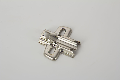 Хрестоподібна монтажна планка Hettich 8099 для Sensys під прикручування, h=3 мм нікель (9071577)