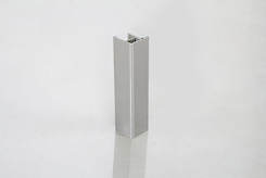 Куточок зовнішній 90° Scilm до пластикового цоколю H=100 під алюміній