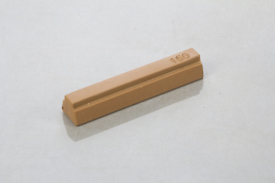 Меблевий віск м'який Heinrich König Ко 140 довжина 8 см, колір 160