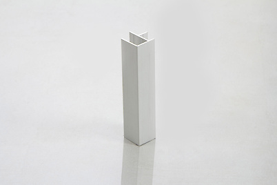 Куточок універсальний U90 для алюмінієвого цоколя H=130мм, алюміній Brush