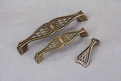 Мебельная ручка Giusti Р 222 WMN645.096.00D1 старое золото