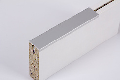 Врезной профиль-обрамление асимметричный для плиты 18 мм L=5600мм серебро​​​​​​​