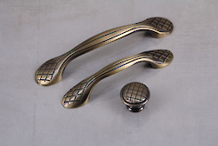 Ручки мебельные Falso Stile коллекции Country